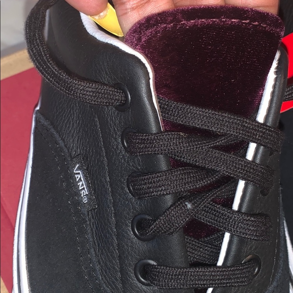 Brand new Vans sneakers - Picture 9 of 13